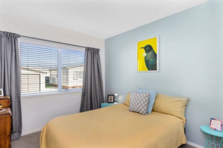 Photo of property in 11 Kamahi Crescent, Papamoa Beach, Papamoa, 3118