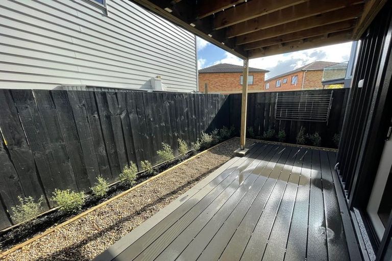 Photo of property in 27 Marumaru Lane, Manurewa, Auckland, 2102