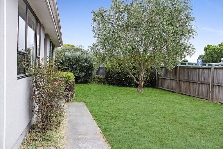 Photo of property in 96 Mcfaddens Road, St Albans, Christchurch, 8052