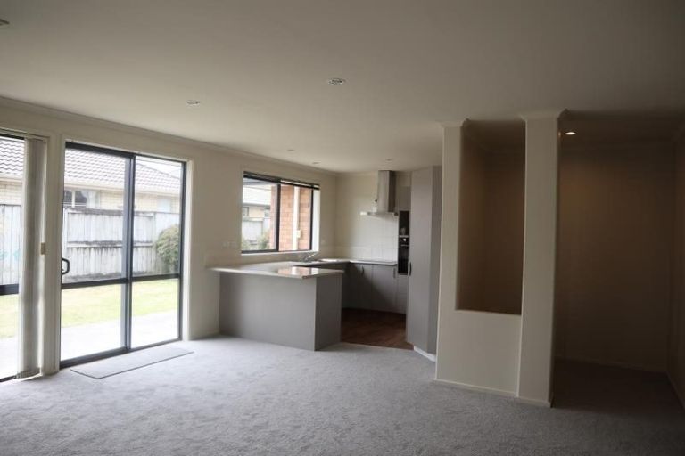 Photo of property in 16 Te Manatu Drive, Huntington, Hamilton, 3210