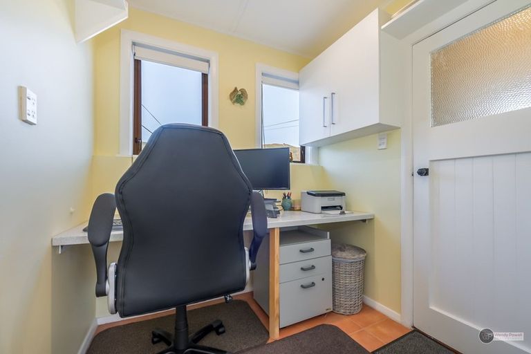 Photo of property in 15 Fleet Street, Naenae, Lower Hutt, 5011