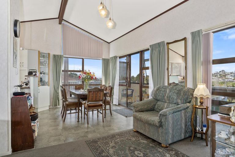 Photo of property in 17 Tarata Street, Matua, Tauranga, 3110