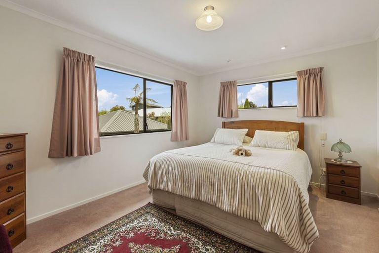 Photo of property in 30 Kiddle Drive, Hilltop, Taupo, 3330