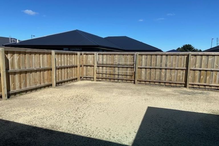 Photo of property in 20 Broadway Parade, Rolleston, 7615