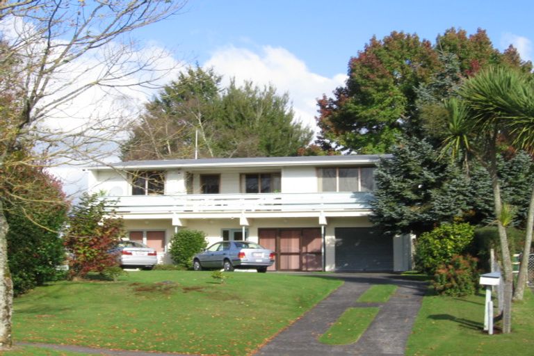 Photo of property in 54 Pohutukawa Drive, Tokoroa, 3420