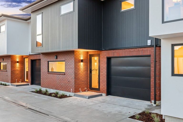 Photo of property in 4/200 Main Road North, Redwood, 8051