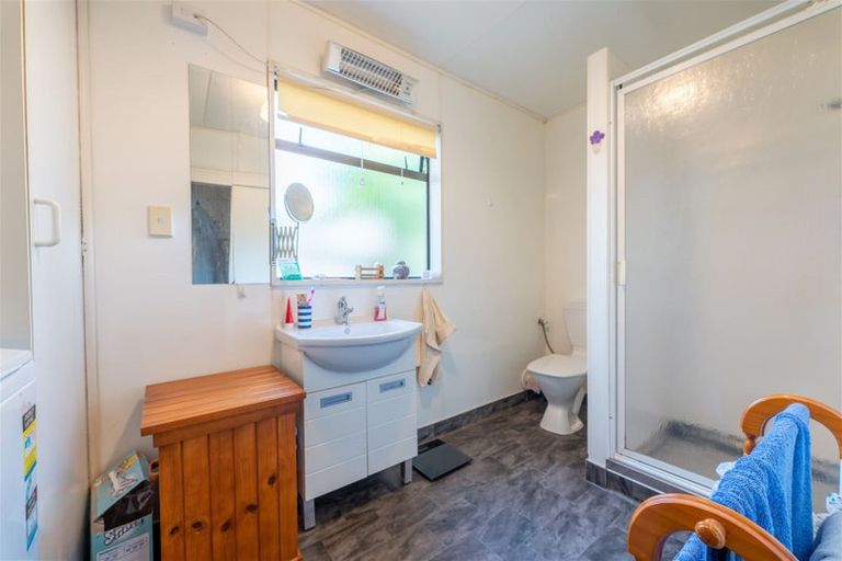 Photo of property in 16 Test Street, South Hill, Oamaru, 9400