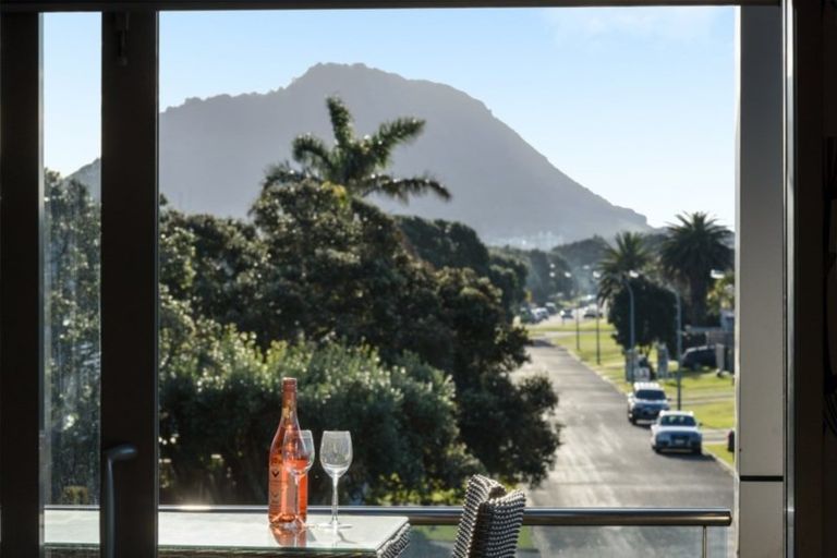 Photo of property in 6a Hart Street, Mount Maunganui, 3116