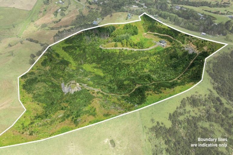 Photo of property in 38b Pipitiwai Drive, Helensville, Kaukapakapa, 0871