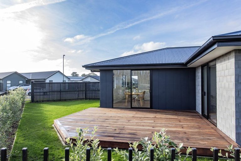 Photo of property in 33 Matai Springs Drive, Halswell, Christchurch, 8025