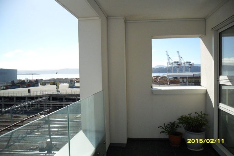 Photo of property in Stadium Garden Flats, 314/107 Thorndon Quay, Pipitea, Wellington, 6011