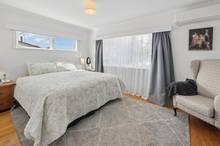 Photo of property in 34 Marlborough Avenue, Glenfield, Auckland, 0629