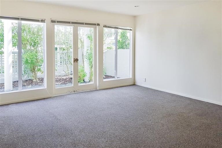 Photo of property in 1/73a Carlton Gore Road, Newmarket, Auckland, 1023