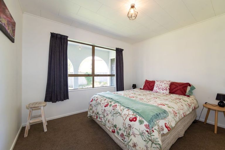 Photo of property in 33 Higginson Street, Otane, 4202