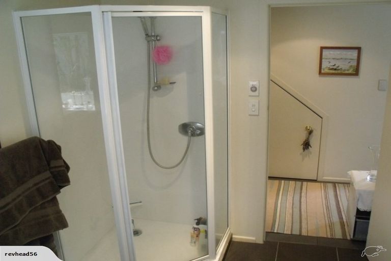 Photo of property in 97 Takahe Road, Titirangi, Auckland, 0604