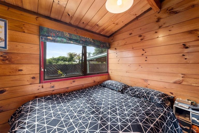 Photo of property in 12 Te Ana Place, Lynmore, Rotorua, 3010