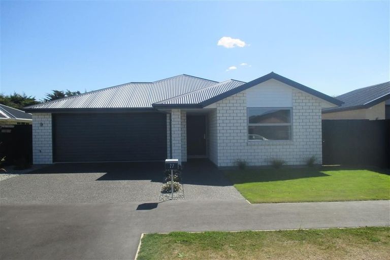 Photo of property in 27 Robert Duncan Road, Belfast, Christchurch, 8051