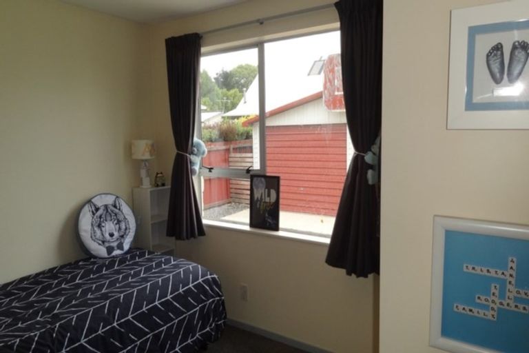 Photo of property in 12 Saint Lukes Street, Woolston, Christchurch, 8062