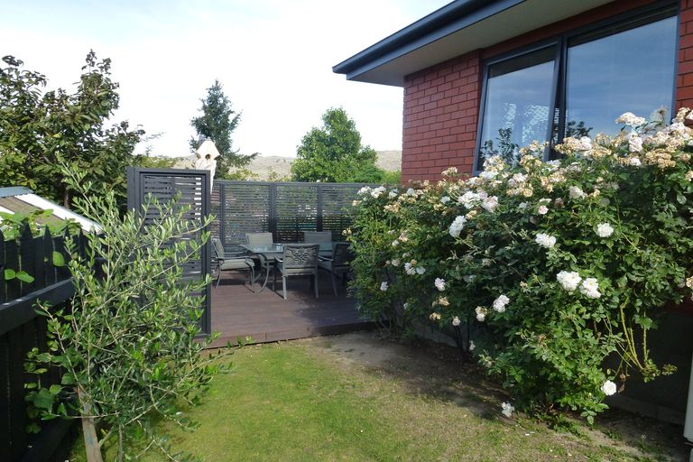 Photo of property in 42a Aronui Road, Bridge Hill, Alexandra, 9320