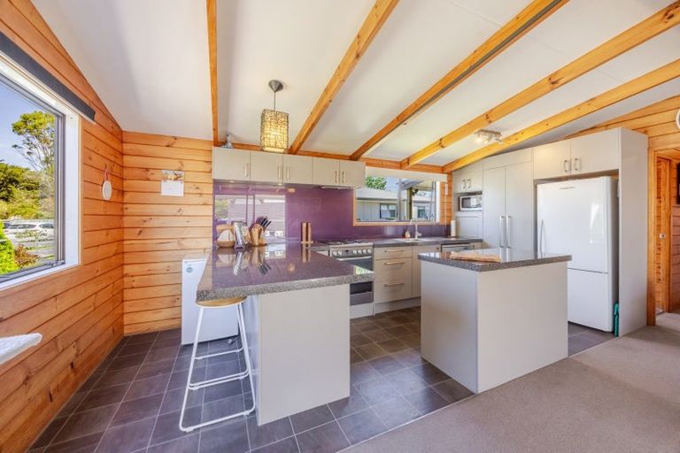 Photo of property in 33 Carruthers Street, Otane, 4202