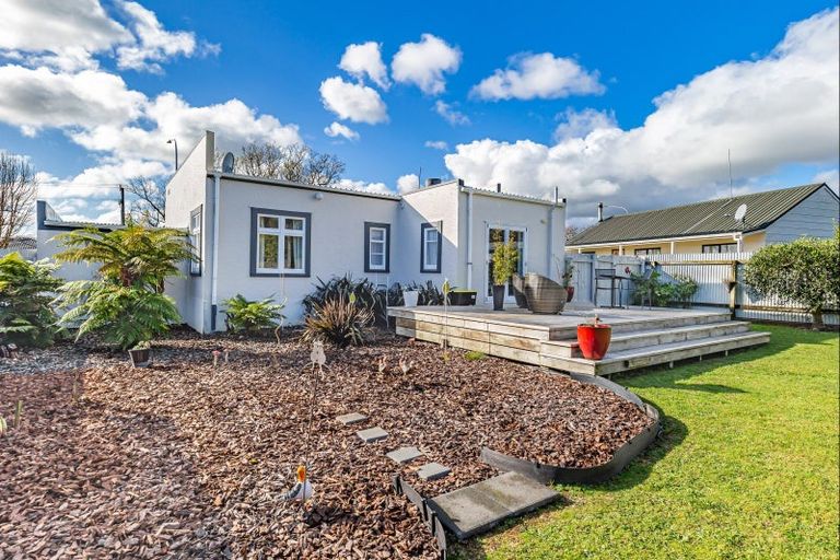 Photo of property in 670 Queen Street East, Levin, 5510