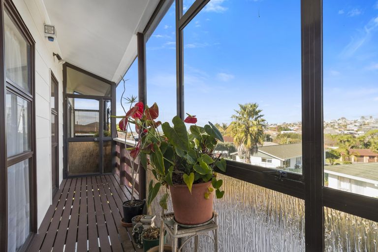 Photo of property in 17 Tarata Street, Matua, Tauranga, 3110