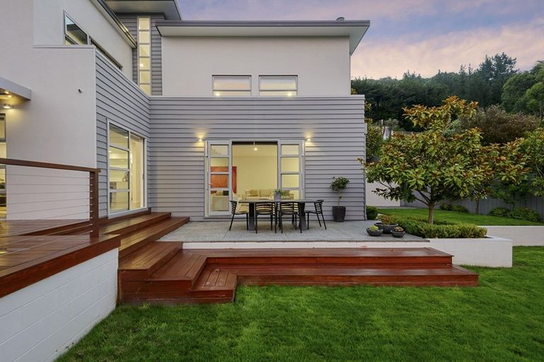 Photo of property in 12 Maurice Knowles Lane, Cashmere, Christchurch, 8022