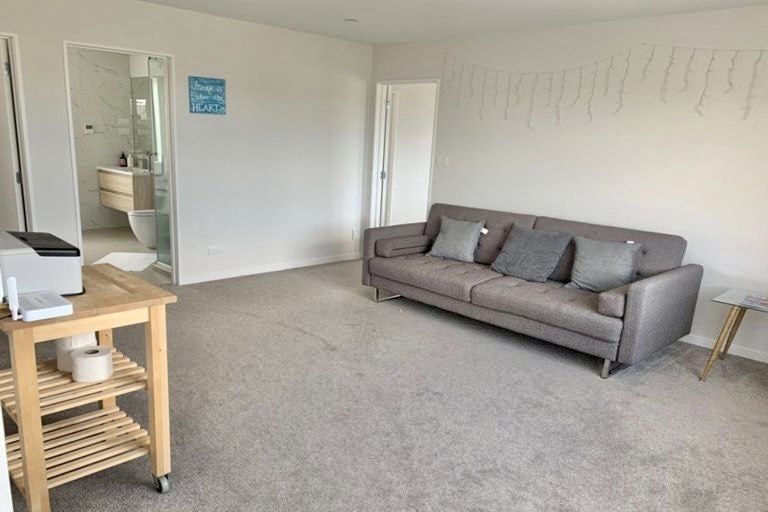 Photo of property in 52 Golden Morning Drive, Albany Heights, Auckland, 0632