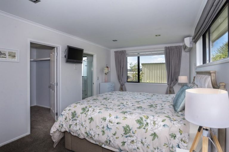 Photo of property in 58 Dillon Drive, Bell Block, New Plymouth, 4312