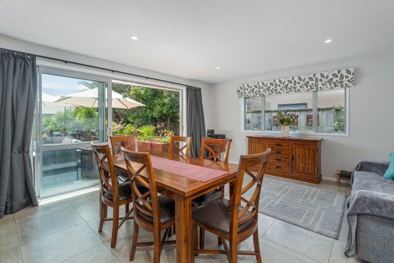 Photo of property in 21 Debenham Drive, Whitianga, 3510