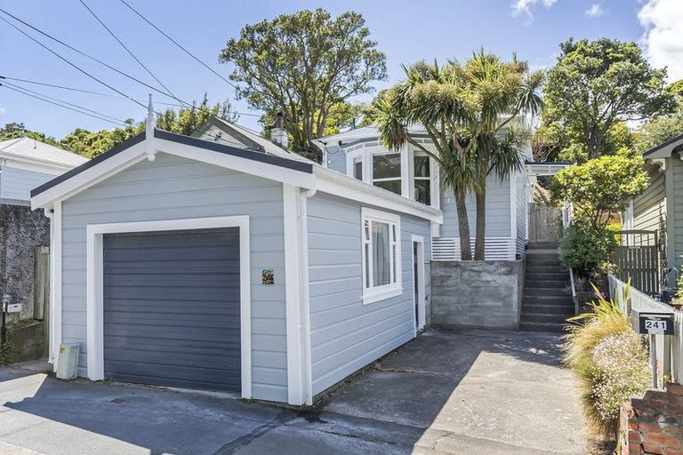 Photo of property in 241 Ohiro Road, Brooklyn, Wellington, 6021