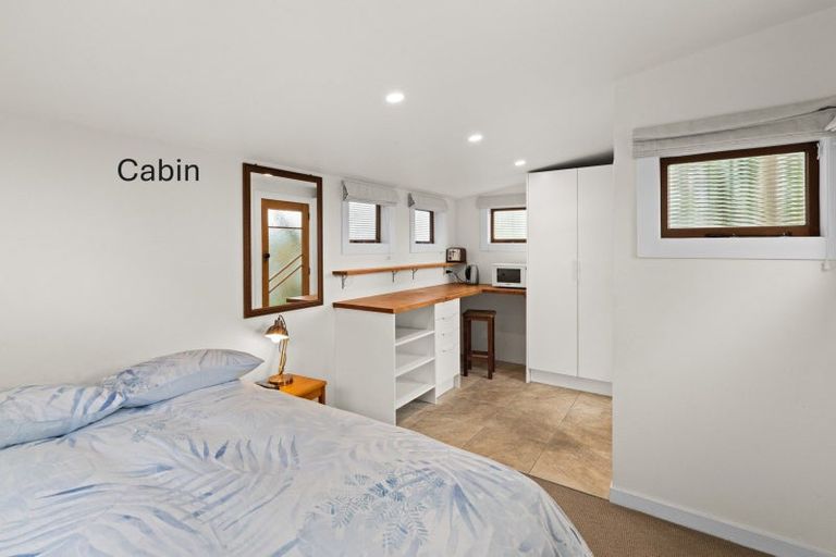 Photo of property in 10 Guthrie Road, Havelock North, 4130