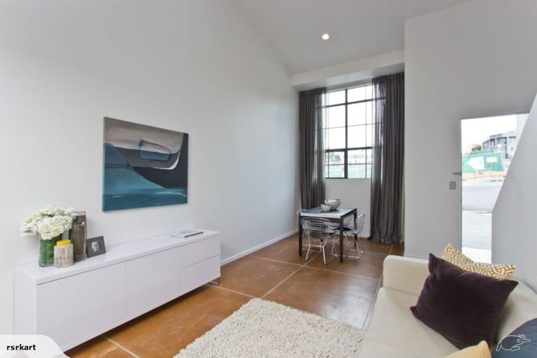 Photo of property in 2/34 Pollen Street, Grey Lynn, Auckland, 1021
