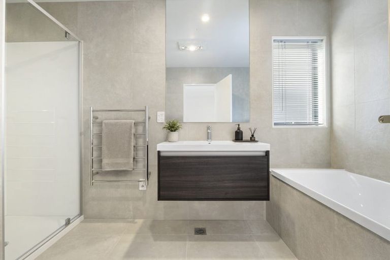 Photo of property in 174 Park Estate Road, Rosehill, Papakura, 2113