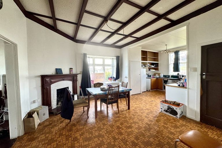 Photo of property in 25 Walter Street, Takapau, 4203