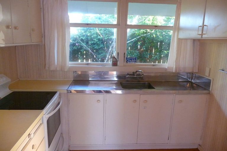 Photo of property in 39 Sale Street, Cockle Bay, Auckland, 2014