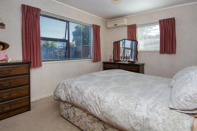 Photo of property in 17 Tarata Street, Matua, Tauranga, 3110