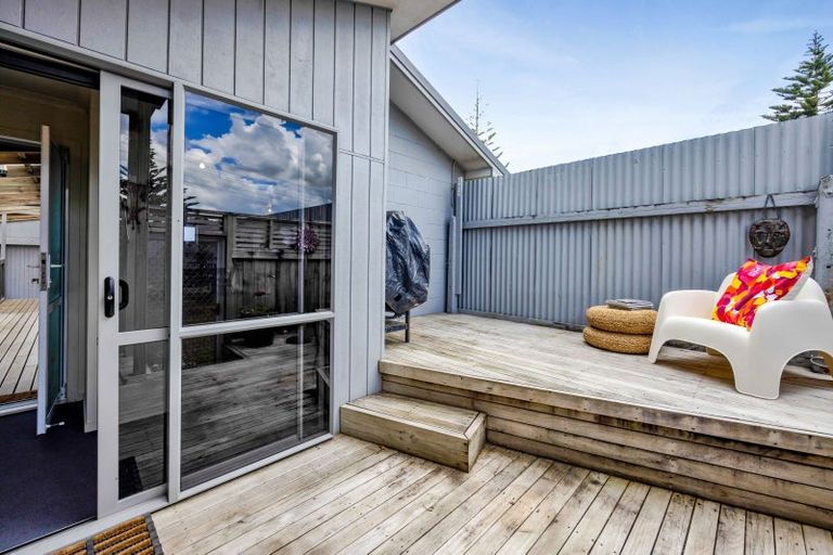 Photo of property in 14 West Quay, Waitara, 4320