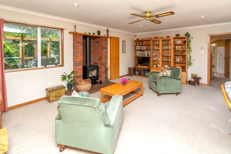 Photo of property in 17 Rountree Street, Upper Riccarton, Christchurch, 8041