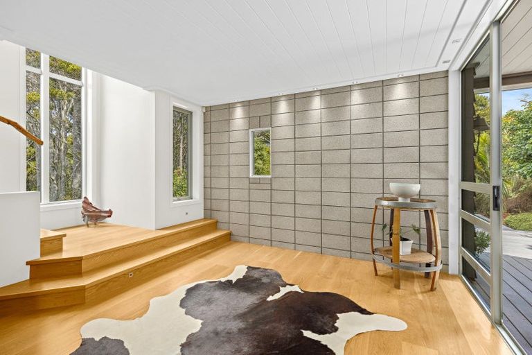 Photo of property in 28 Matheson Bush Road, Leigh, 0985