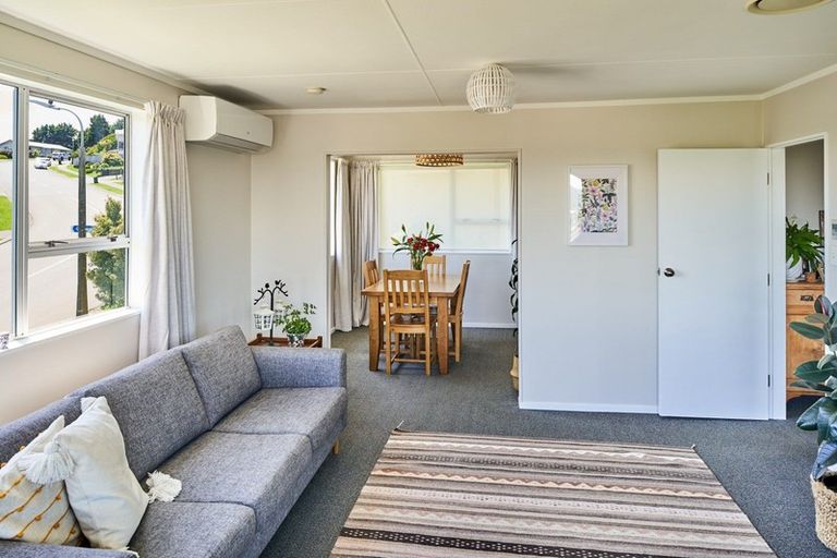 Photo of property in 2 Adventure Drive, Whitby, Porirua, 5024