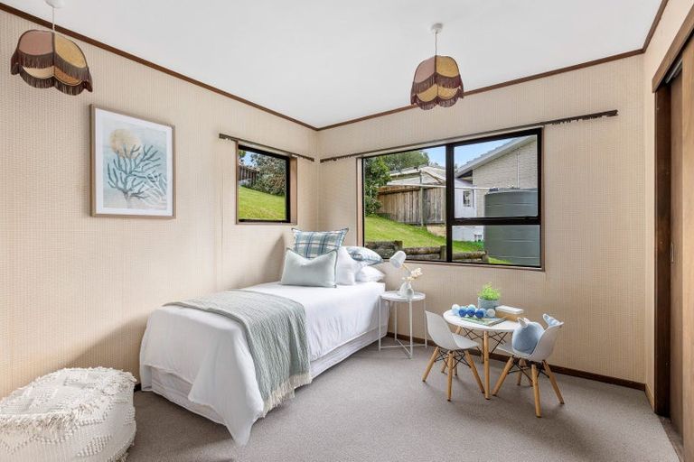Photo of property in 80 Marellen Drive, Red Beach, 0932