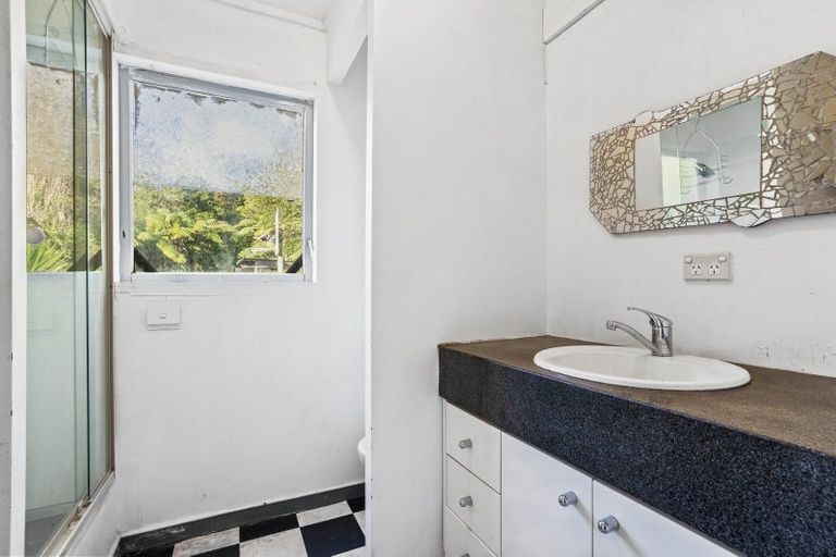 Photo of property in 451 Stokes Valley Road, Stokes Valley, Lower Hutt, 5019