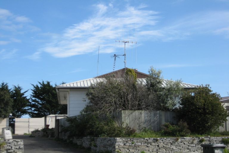 Photo of property in 61 Hinau Street, Castlecliff, Whanganui, 4501