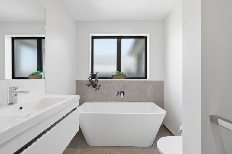 Photo of property in 26 Larissa Road, Halswell, Christchurch, 8025