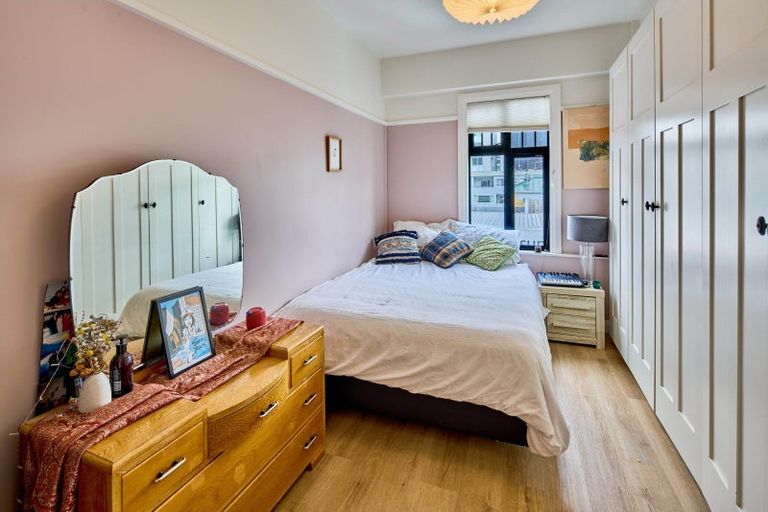 Photo of property in 4/24 Elizabeth Street, Mount Victoria, Wellington, 6011