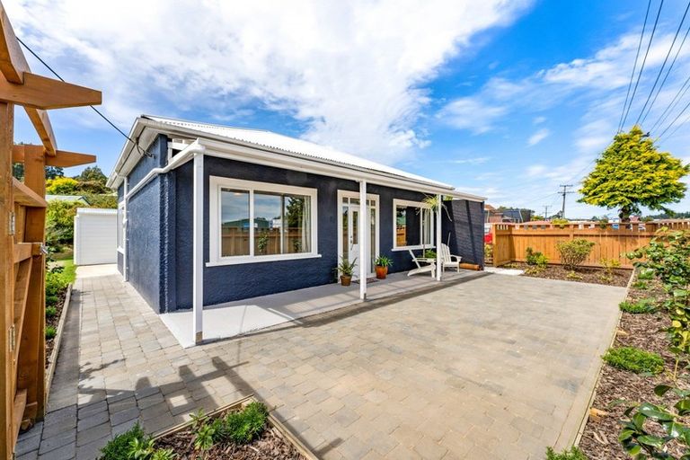 Photo of property in 24 Brighton Road, Green Island, Dunedin, 9018