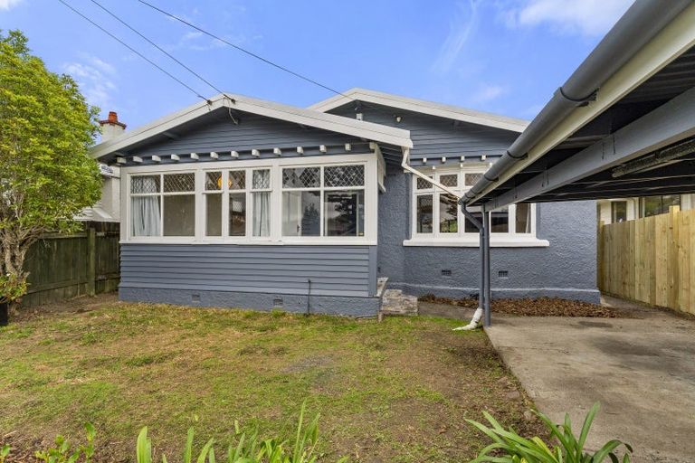 Photo of property in 6 Heath Grove, Waiwhetu, Lower Hutt, 5010