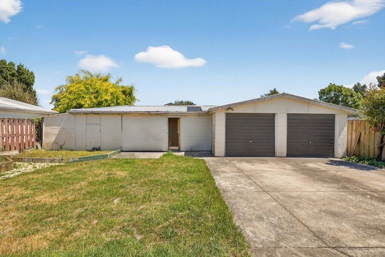 Photo of property in 66 Inwoods Road, Parklands, Christchurch, 8083