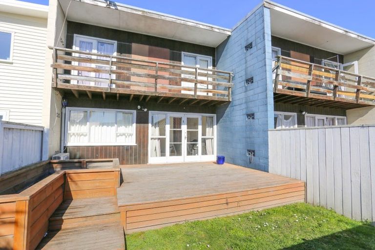 Photo of property in 2/49 Picton Avenue, Riccarton, Christchurch, 8011